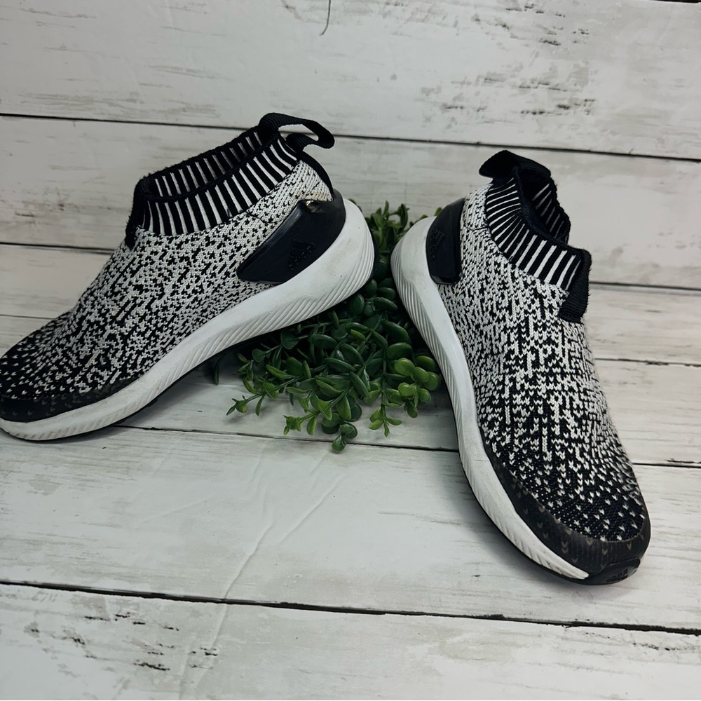 ADIDAS Cloud Foam Slip-on Laceless Running Shoes 11 Black And White